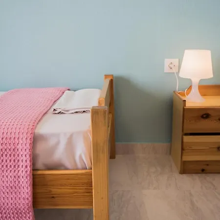 Lägenhet Chelona Nea Plagia