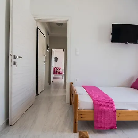 Chelona Apartment *